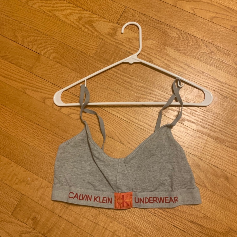 Calvin Klein Sports Bra